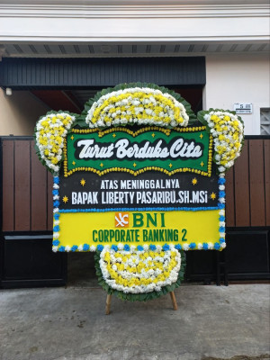 Papan Bunga Duka di Cipinang Melayu