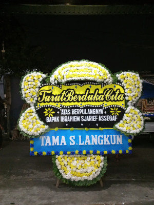 Papan Bunga Duka di Cipinang Melayu
